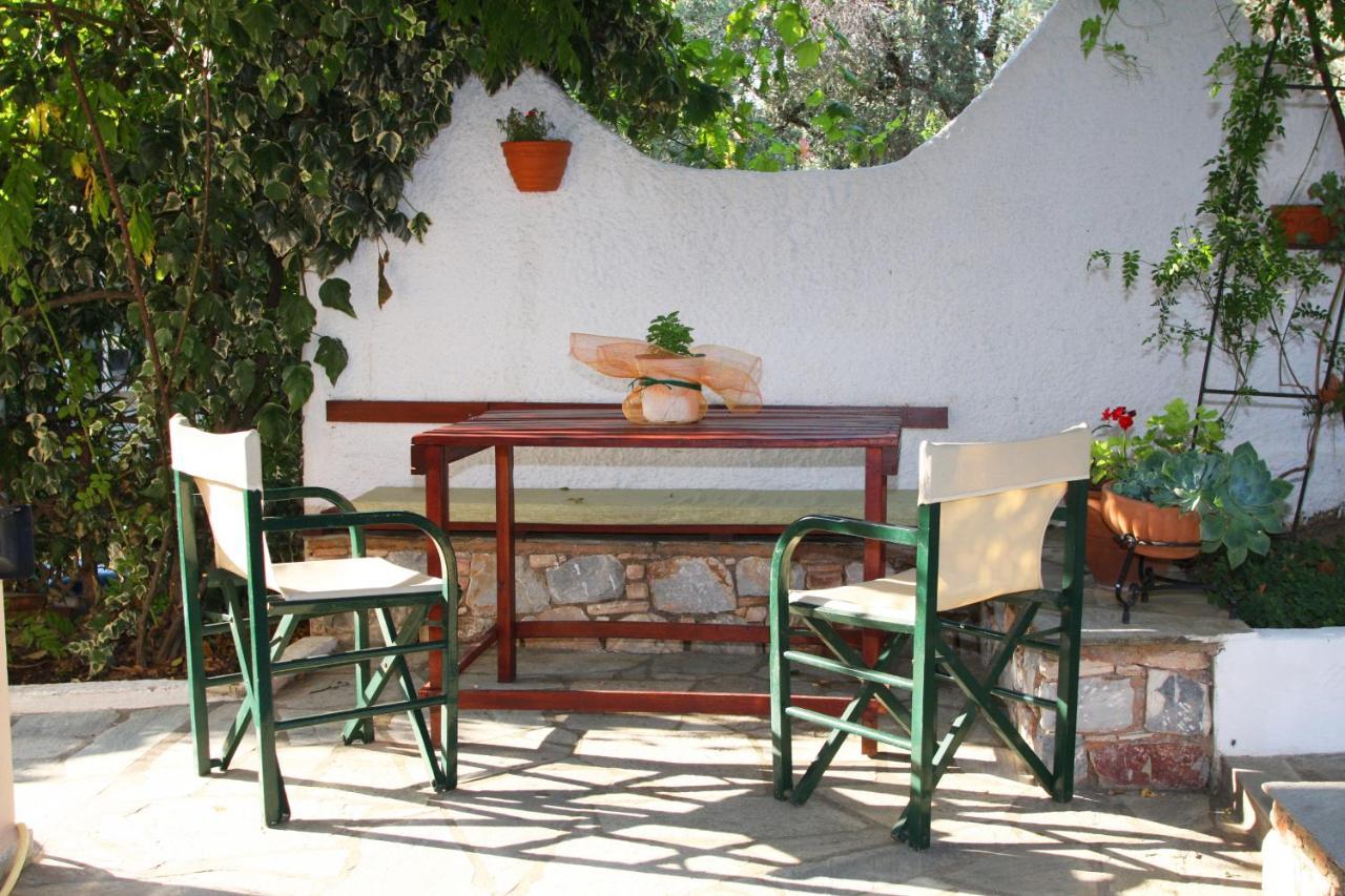 Konstantina Studios Skopelos Town Exterior photo