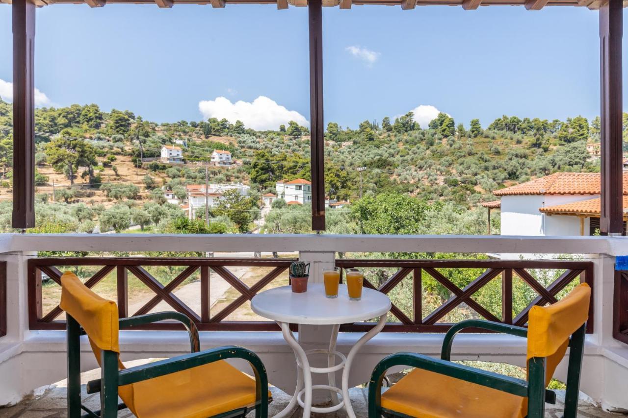 Konstantina Studios Skopelos Town Exterior photo